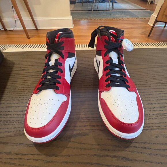 Air Jordan 1 Mid Chicago White Heel - Men's Size: 10.5 - Picture 2 of 11